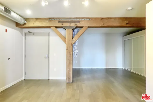 $3,300 | 527 Molino Street, Unit 307, Los Angeles, CA 90013