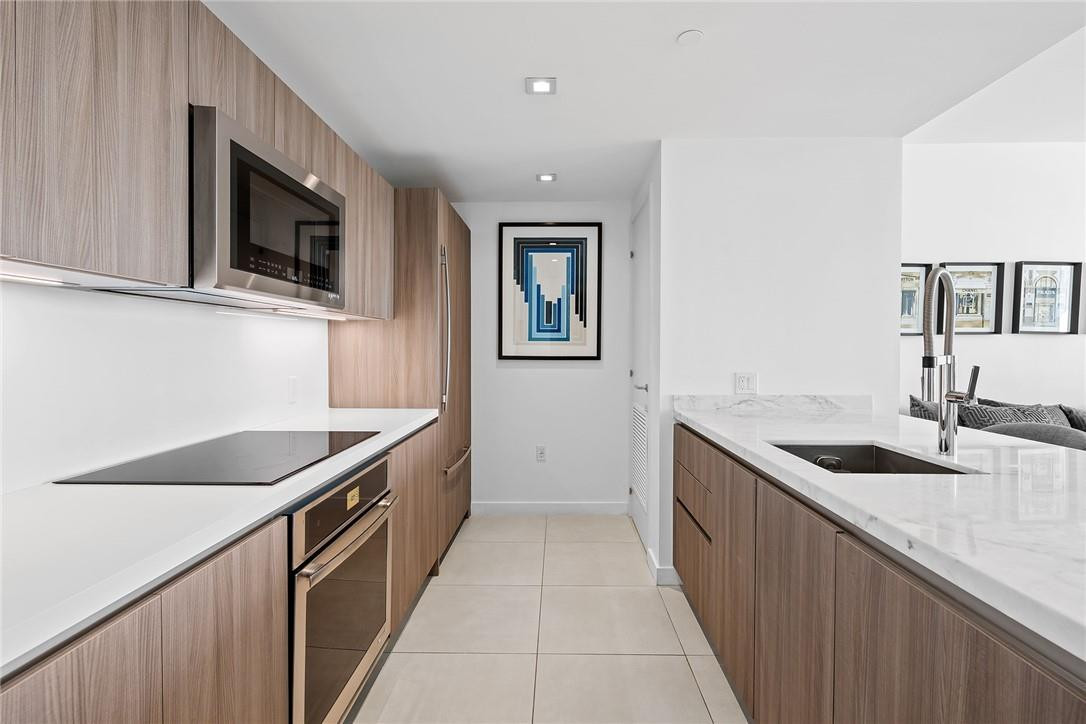 401 North Birch Road, Unit 713 Fort Lauderdale, FL 33304 - Photo 20 of 31 APARTMENT