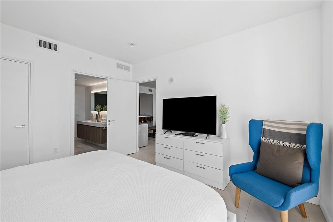 401 North Birch Road, Unit 713 Fort Lauderdale, FL 33304 - Photo 22 of 31 APARTMENT