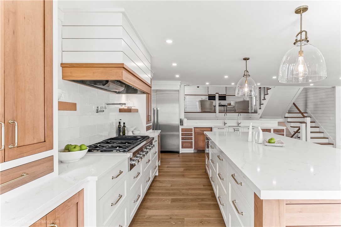 166 Ruggles Avenue Newport, RI 02840 - Photo 14 of 50