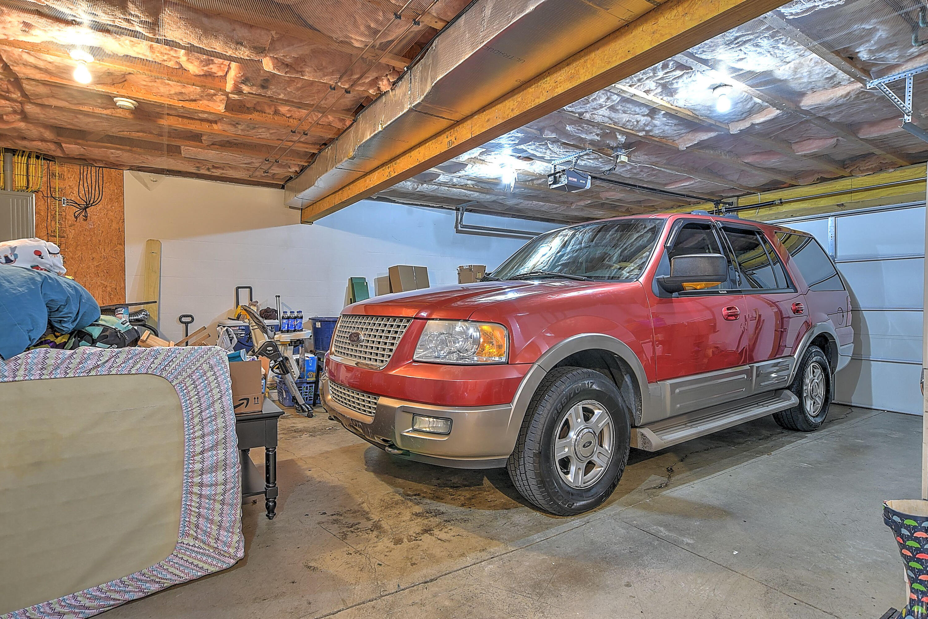 2010 Cherokee Road Johnson City, TN 37604 - Photo 22 of 33 Garage