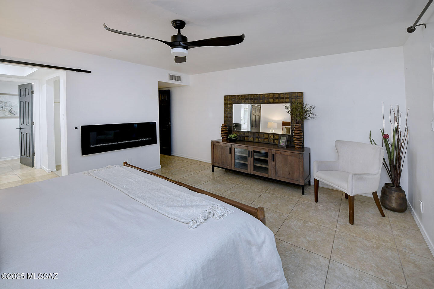 2714 West Magee Road Tucson, AZ 85742 - Photo 14 of 32 Primary Bedroom