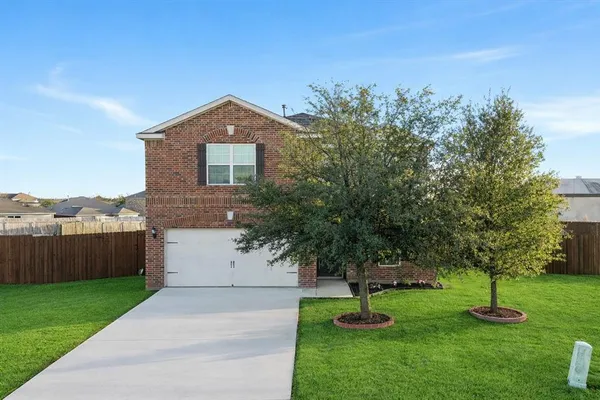 $325,000 | 2112 Foxglove Court, Forney, TX 75126