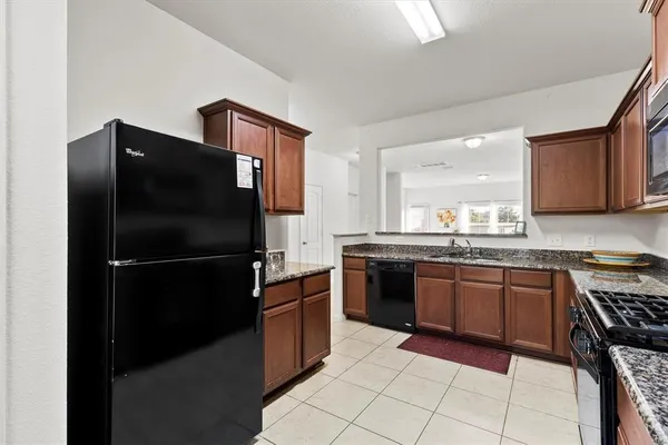 $325,000 | 2112 Foxglove Court, Forney, TX 75126