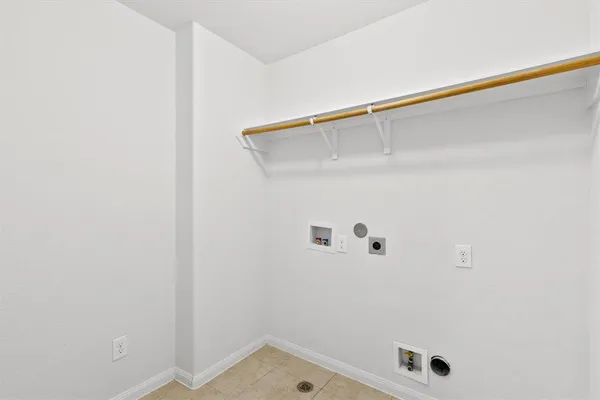 $325,000 | 2112 Foxglove Court, Forney, TX 75126