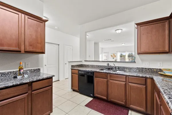 $325,000 | 2112 Foxglove Court, Forney, TX 75126