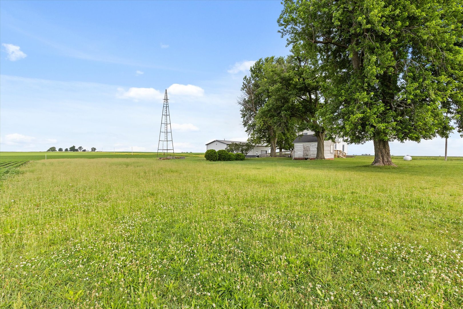 754 North 14th Road Streator, IL 61364 - Photo 32 of 43