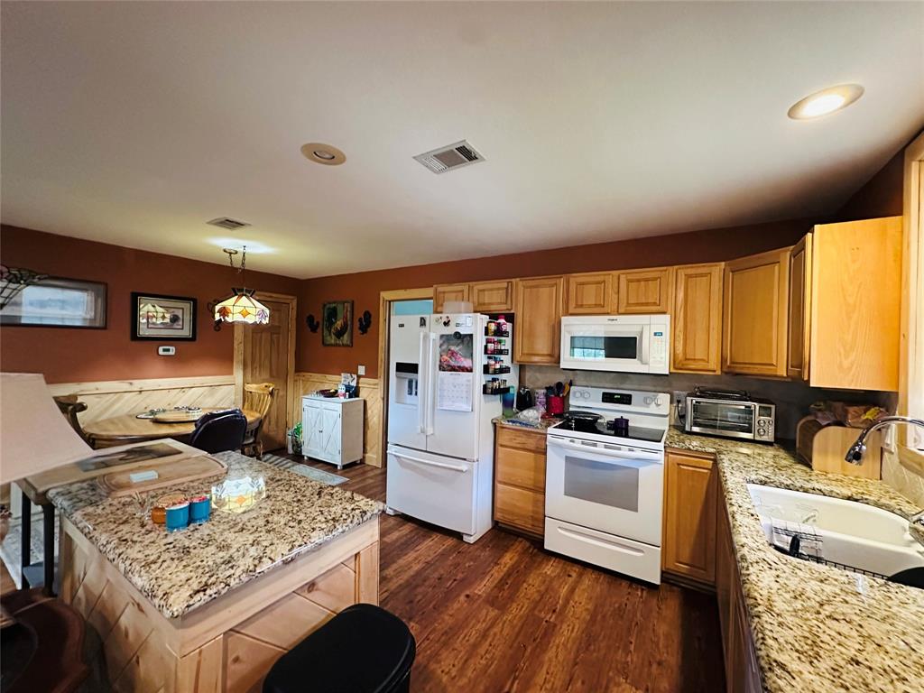 6494 Clear Creek Road Mabank, TX 75156 - Photo 5 of 17