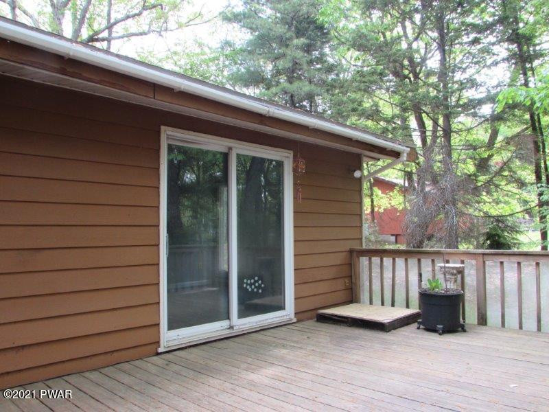 538 Maple Ridge Drive Hawley, PA 18428 - Photo 14 of 26