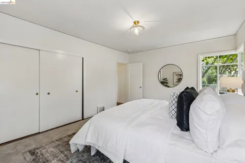 $739,000 | 2380 Leimert Boulevard, Oakland, CA 94602