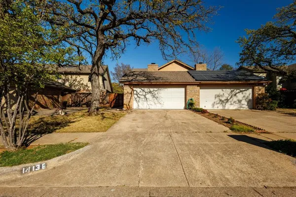 $1,775 | 1413 Palmnold Circle East, Fort Worth, TX 76120