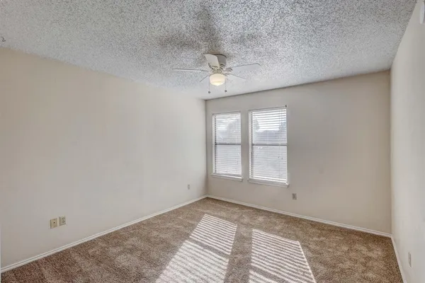 $1,775 | 1413 Palmnold Circle East, Fort Worth, TX 76120