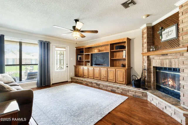 $218,000 | 314 Creswell Avenue, Scott, LA 70583