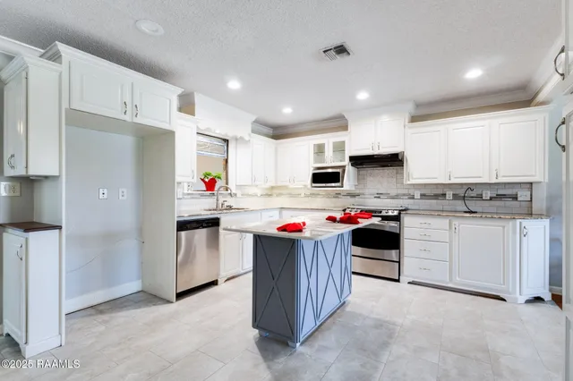 $218,000 | 314 Creswell Avenue, Scott, LA 70583