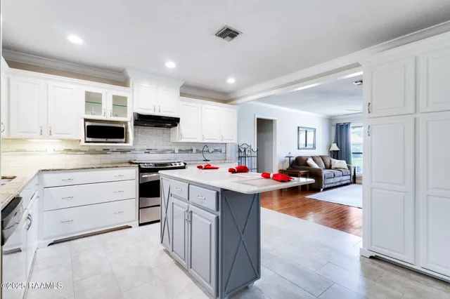 $218,000 | 314 Creswell Avenue, Scott, LA 70583