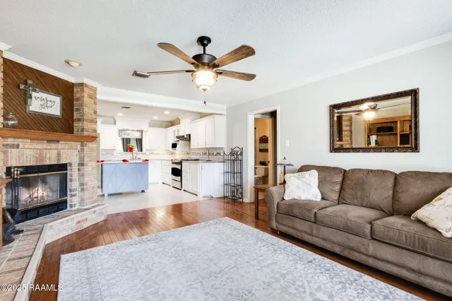 $218,000 | 314 Creswell Avenue, Scott, LA 70583