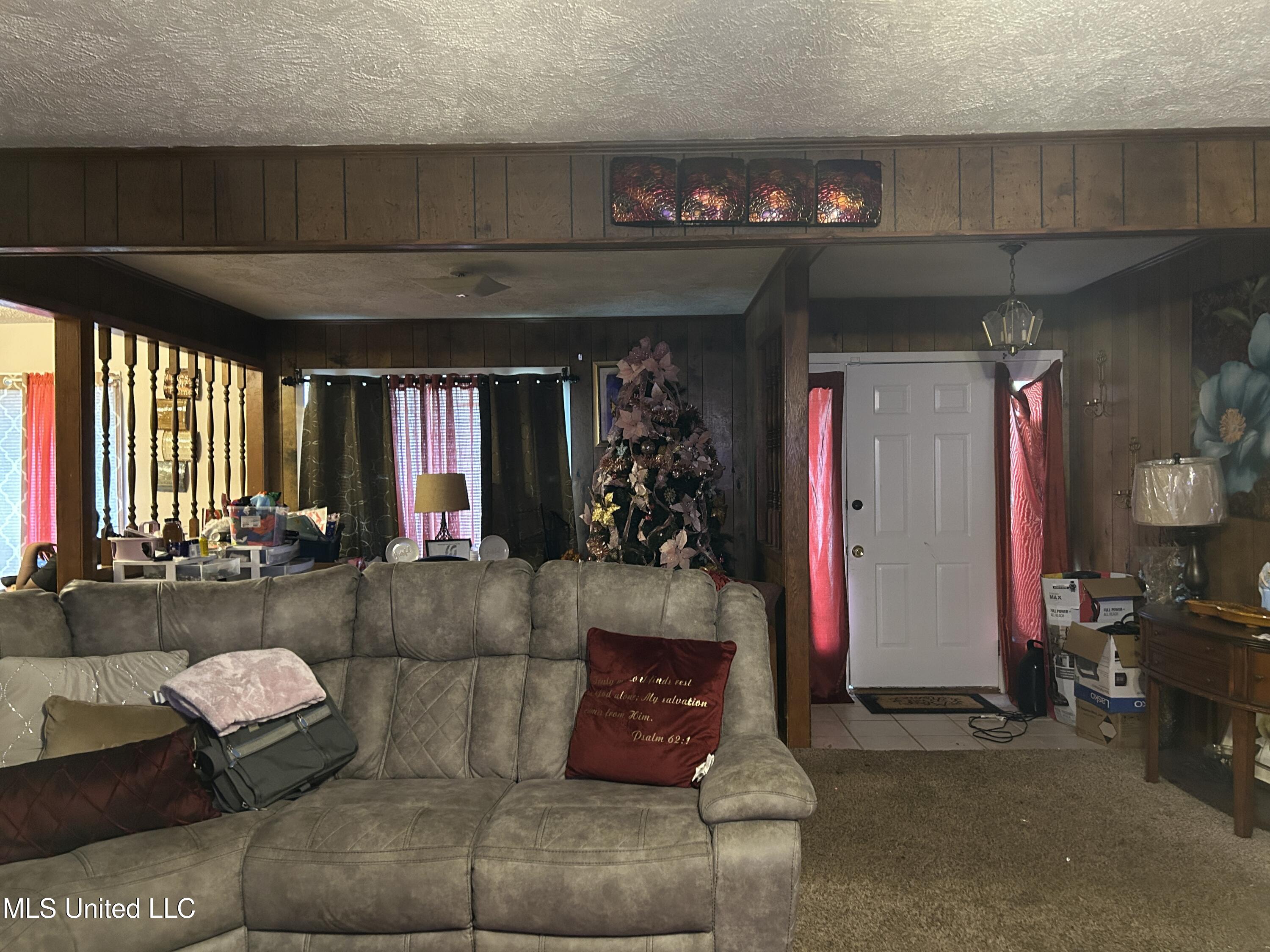 4223 Will-O-Wood Boulevard Jackson, MS 39212 - Photo 2 of 20 IMG_7163