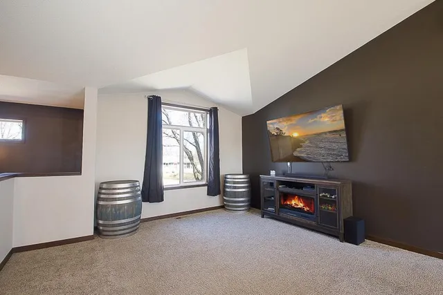 $330,000 | 1930 Prospect Drive Northeast, St. Cloud, MN 56304