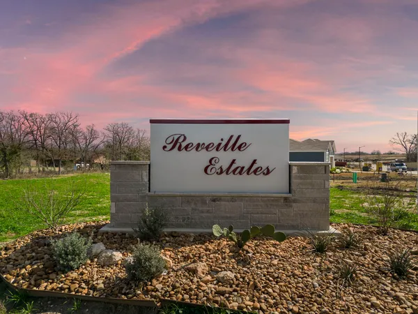 $333,900 | 4520 Wisenbaker Way, Bryan, TX 77845