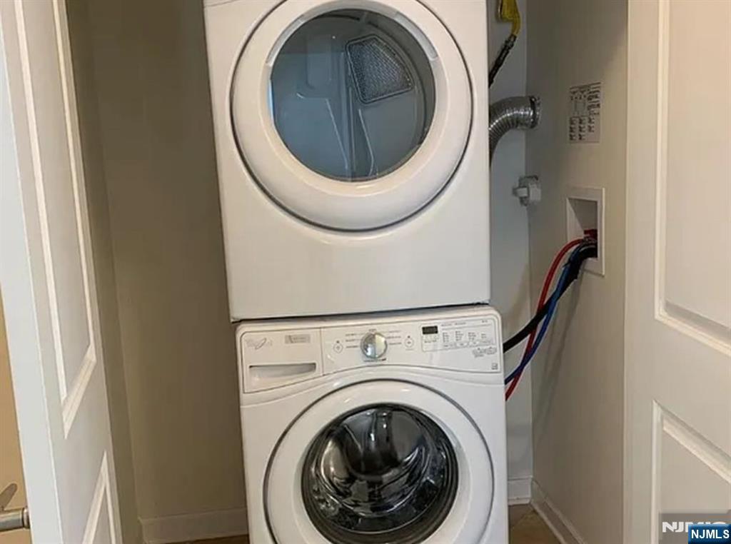 542 East Celebration Way, Unit 542 South Plainfield, NJ 07080 - Photo 5 of 7