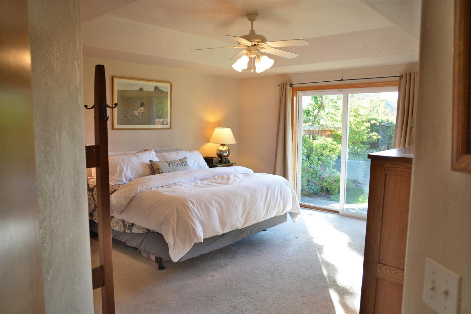 1509 Summit Ridge Circle Medford, OR 97504 - Photo 12 of 25 Additional Photo