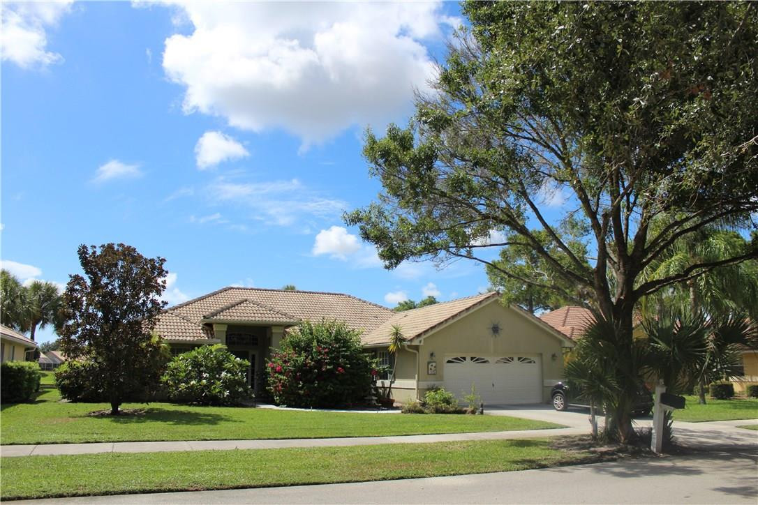 1335 Sabal Lakes Road Delray Beach, FL 33445 - Photo 2 of 16 Exterior Front