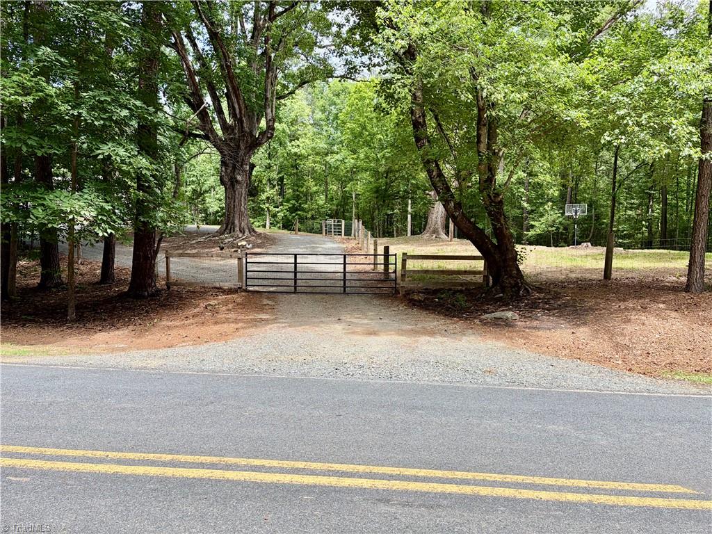 2595 Stokes Road Denton, NC 27239 - Photo 15 of 20