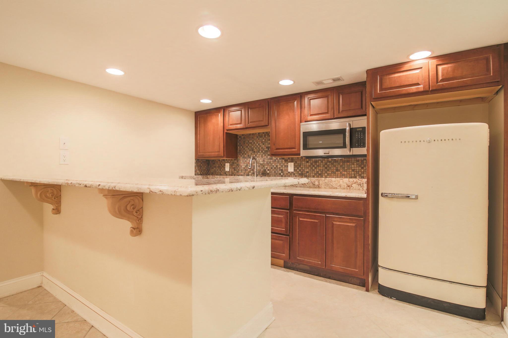 6124 Medora Road Linthicum Heights, MD 21090 - Photo 17 of 29 Kitchen