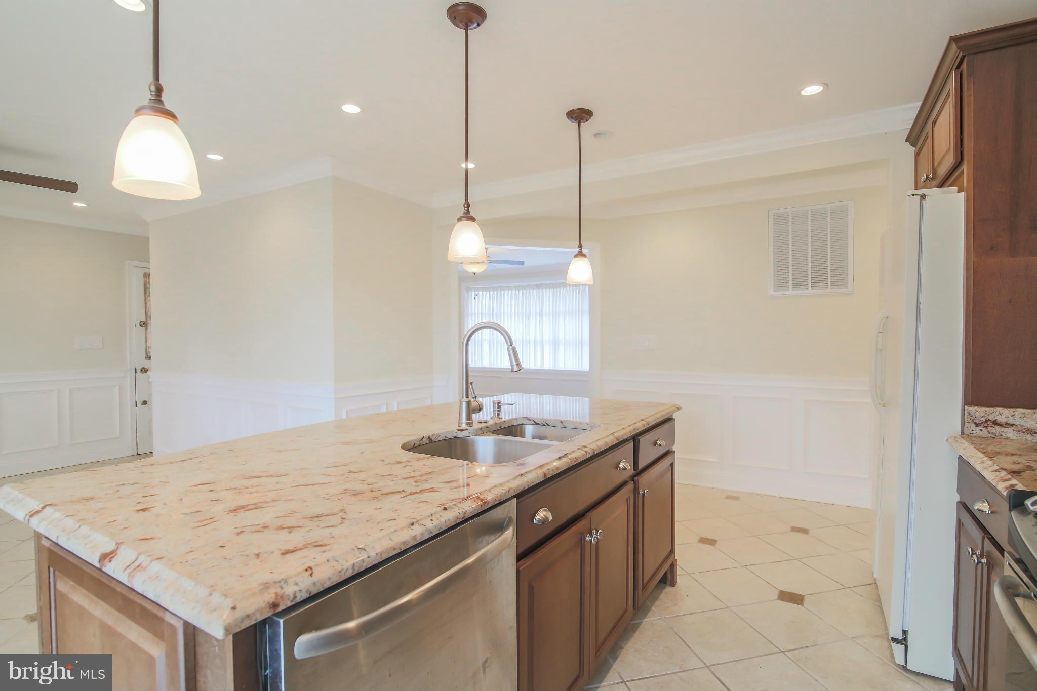6124 Medora Road Linthicum Heights, MD 21090 - Photo 4 of 29 Kitchen