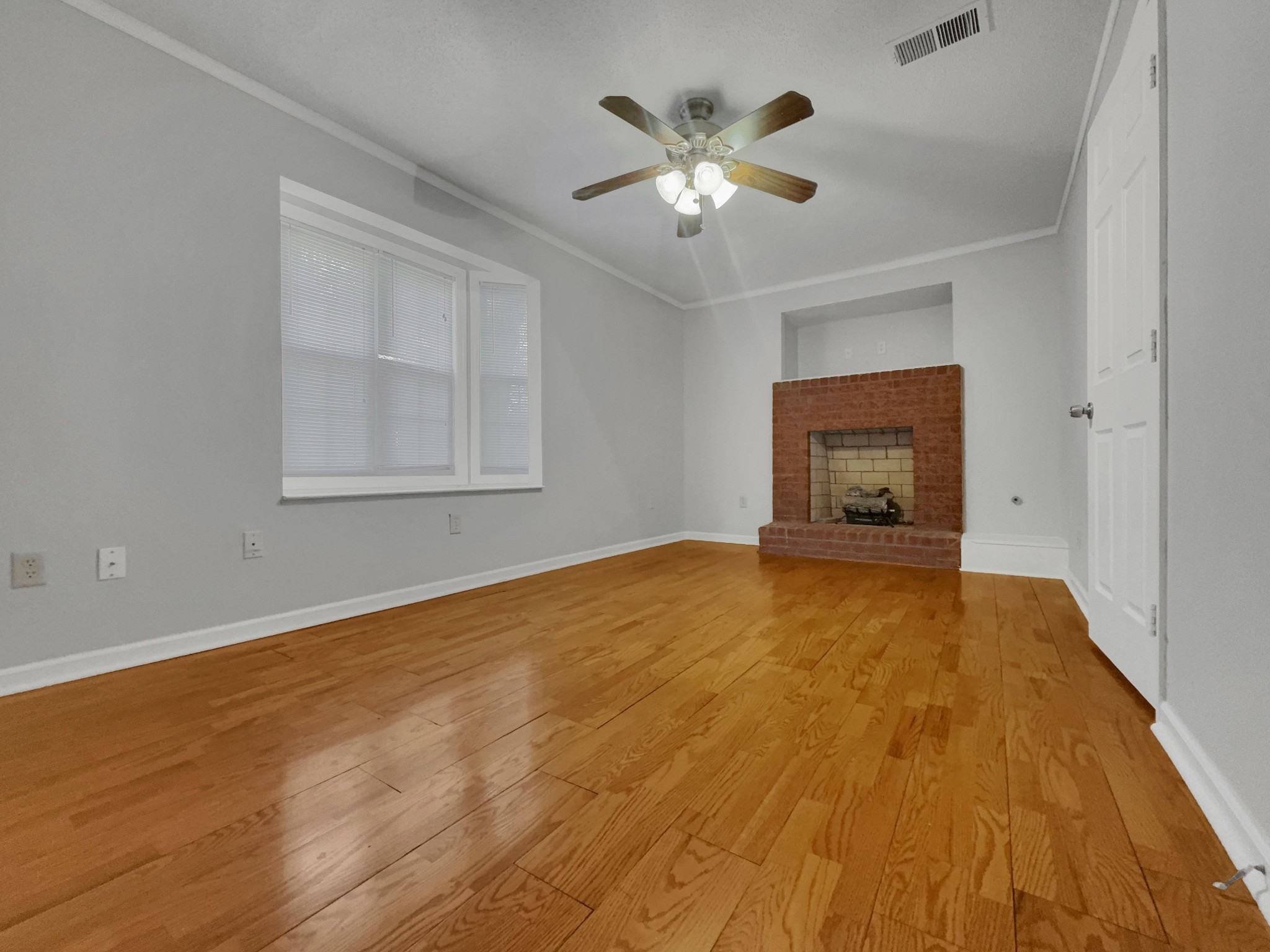 2523 Syon Drive Memphis, TN 38119 - Photo 41 of 54 a view of empty room with a fireplace