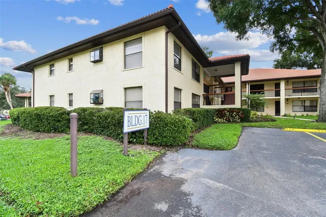 $1,500 | 1710 Hammock Pine Boulevard, Unit 17, Clearwater, FL 33761