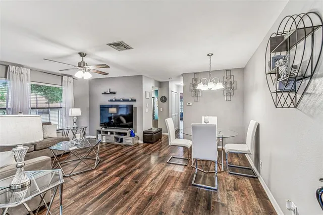 $1,500 | 1710 Hammock Pine Boulevard, Unit 17, Clearwater, FL 33761