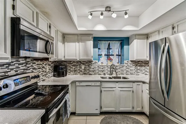 $1,500 | 1710 Hammock Pine Boulevard, Unit 17, Clearwater, FL 33761