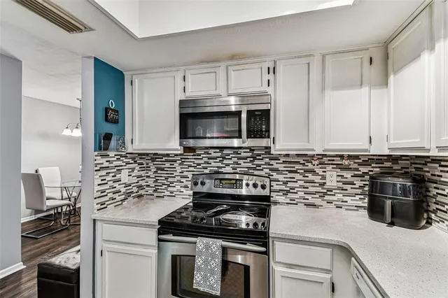 $1,500 | 1710 Hammock Pine Boulevard, Unit 17, Clearwater, FL 33761