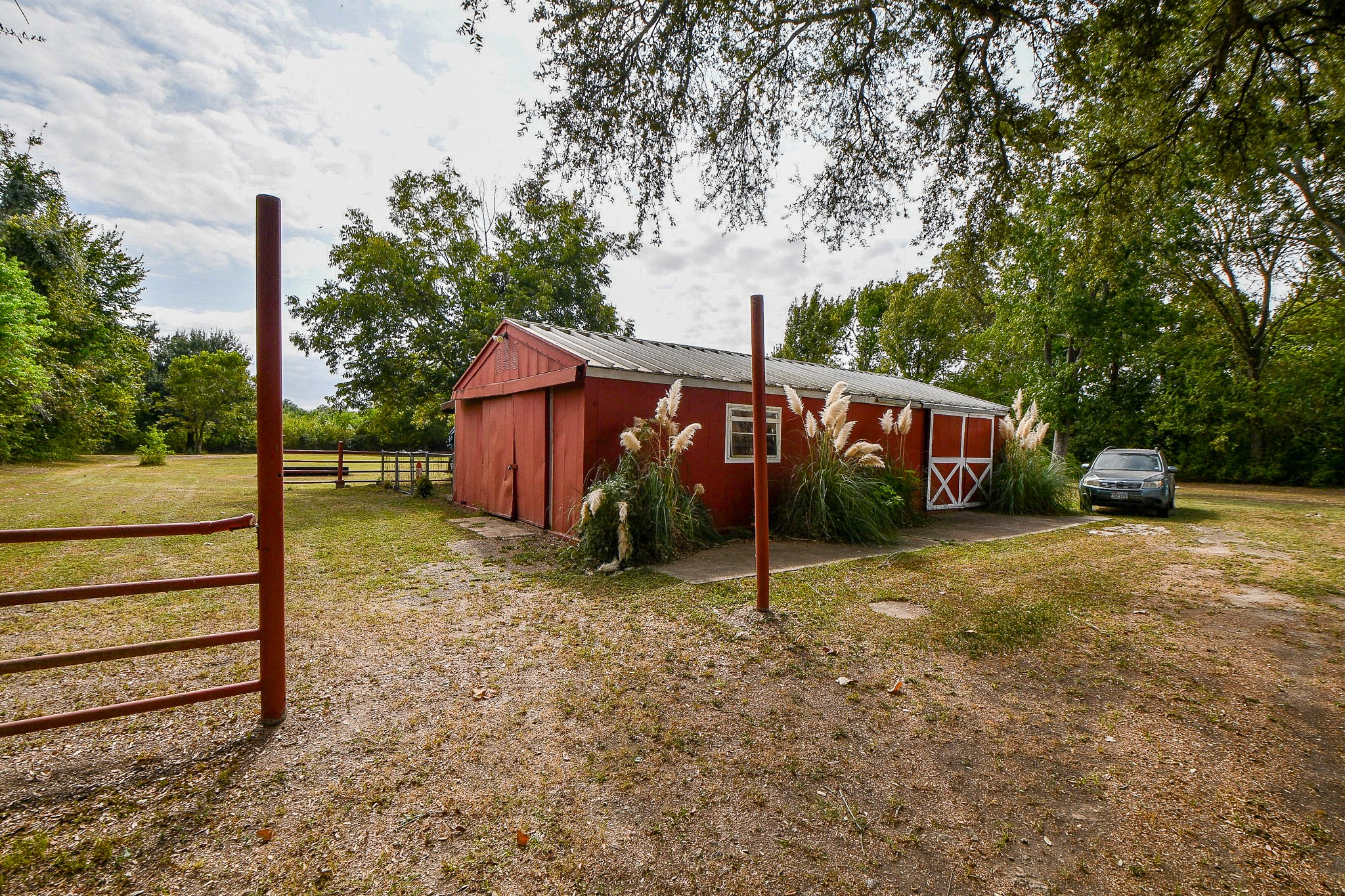 618 Keith Avenue Houston, TX 77504 - Photo 35 of 43 a view of a house with backyard and sitting area