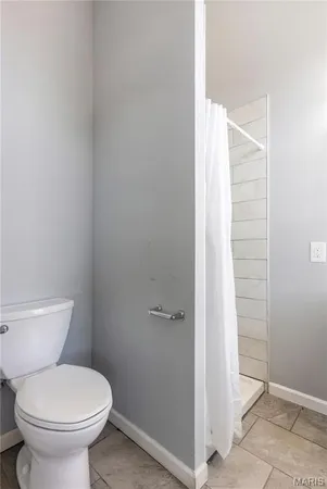 $240,000 | 3104 Wyoming Street, St. Louis, MO 63118