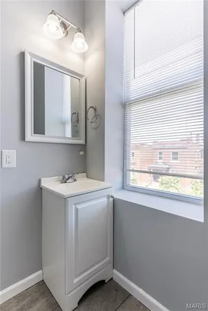 $240,000 | 3104 Wyoming Street, St. Louis, MO 63118