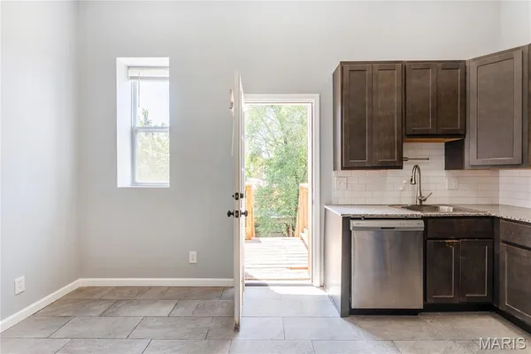 $240,000 | 3104 Wyoming Street, St. Louis, MO 63118