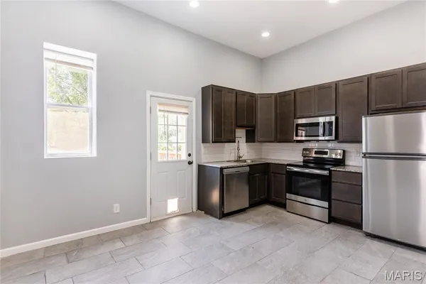 $240,000 | 3104 Wyoming Street, St. Louis, MO 63118