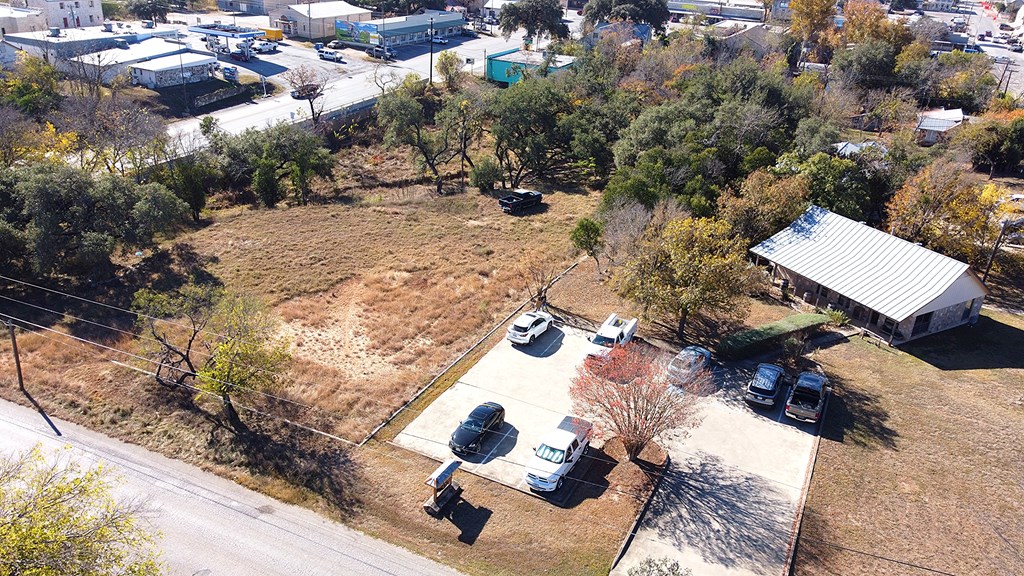 16 Bandera Tx 78003 Bandera, TX 78003 - Photo 4 of 20