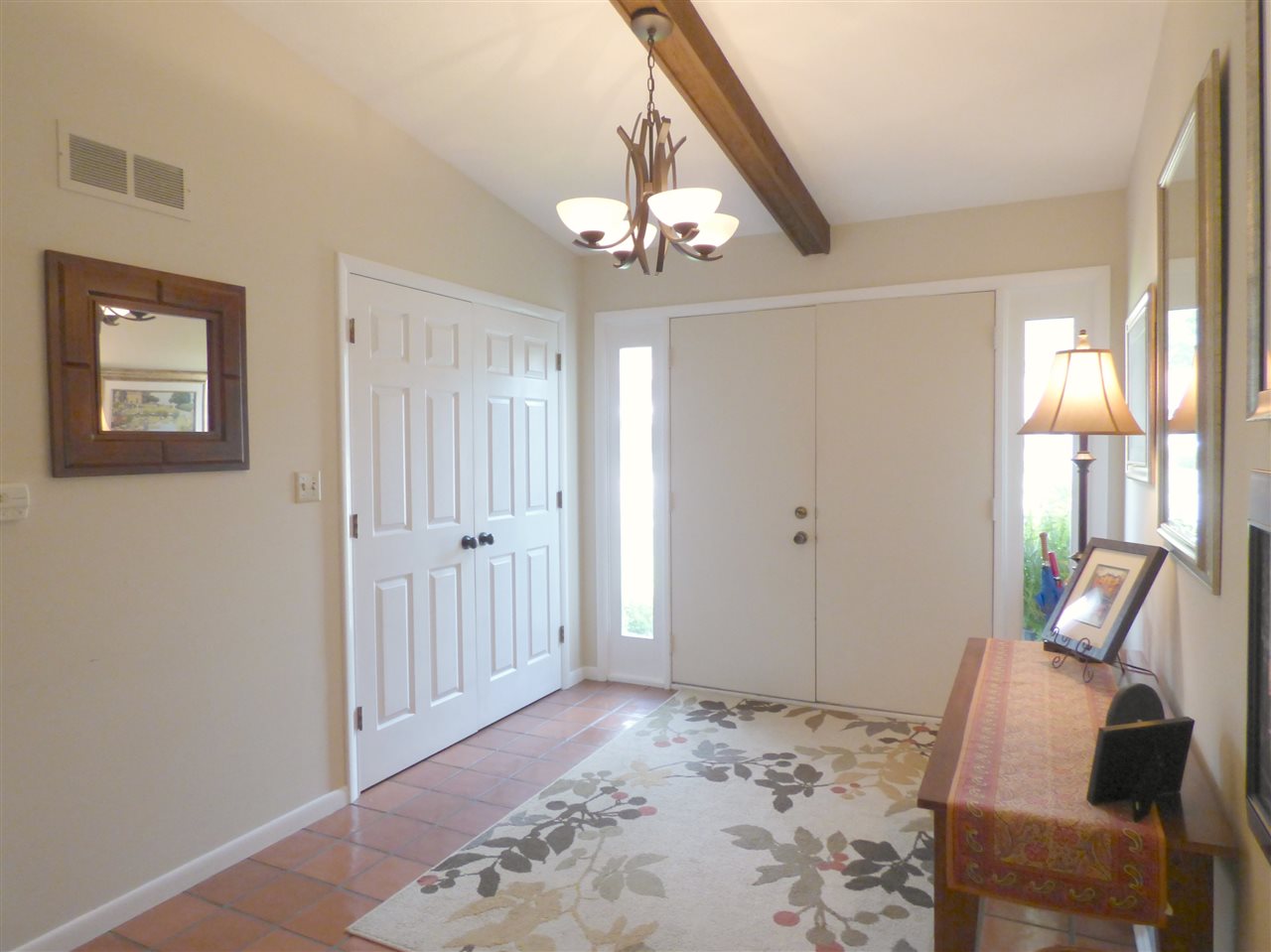 5733 York Road South Bend, IN 46614 - Photo 2 of 36 Gallery Image 2