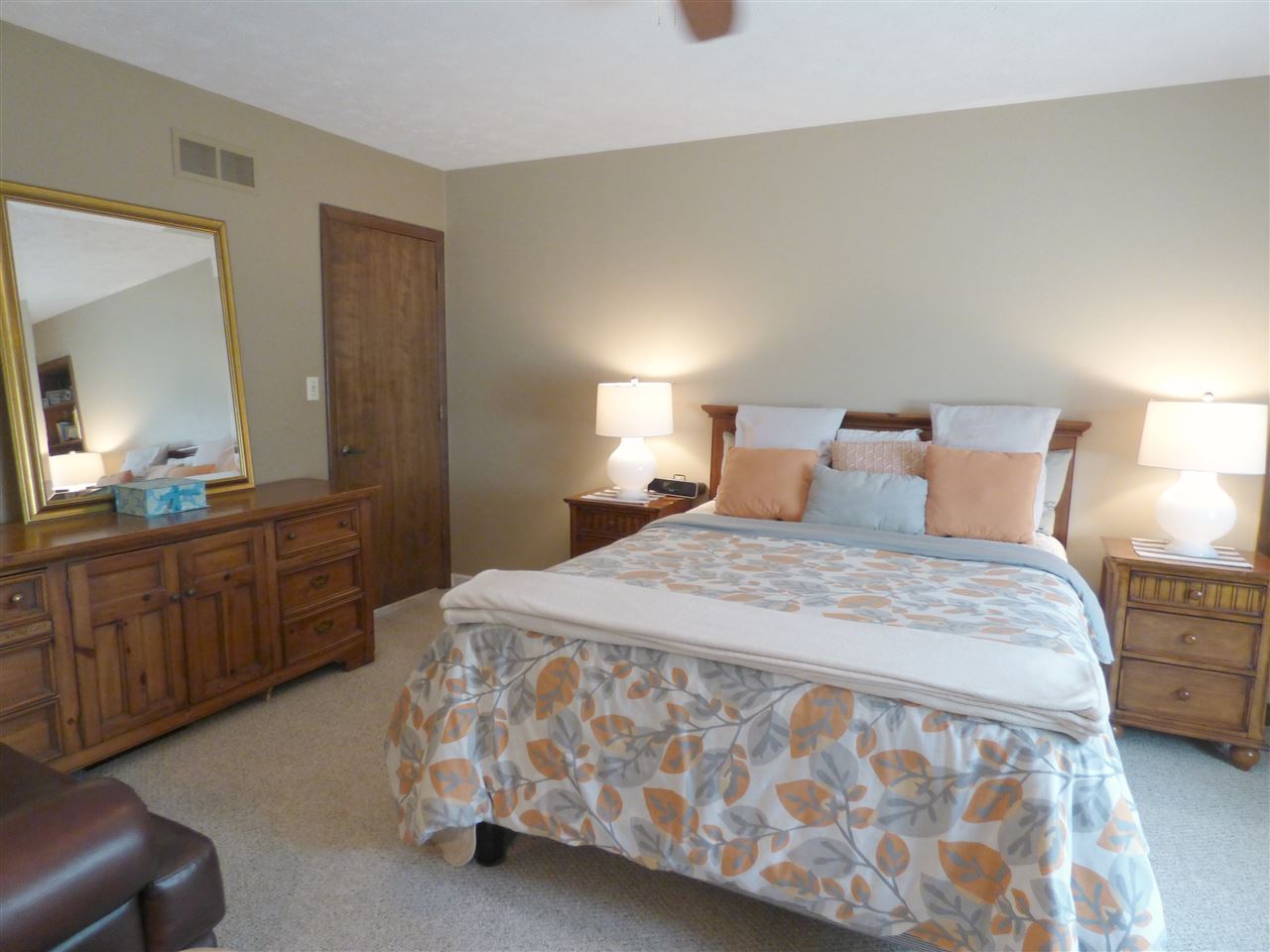 5733 York Road South Bend, IN 46614 - Photo 15 of 36 Gallery Image 15