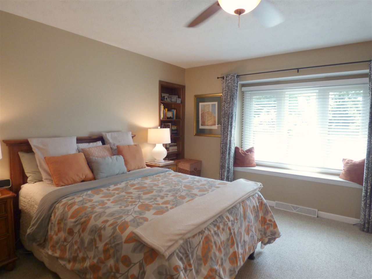 5733 York Road South Bend, IN 46614 - Photo 16 of 36 Gallery Image 16