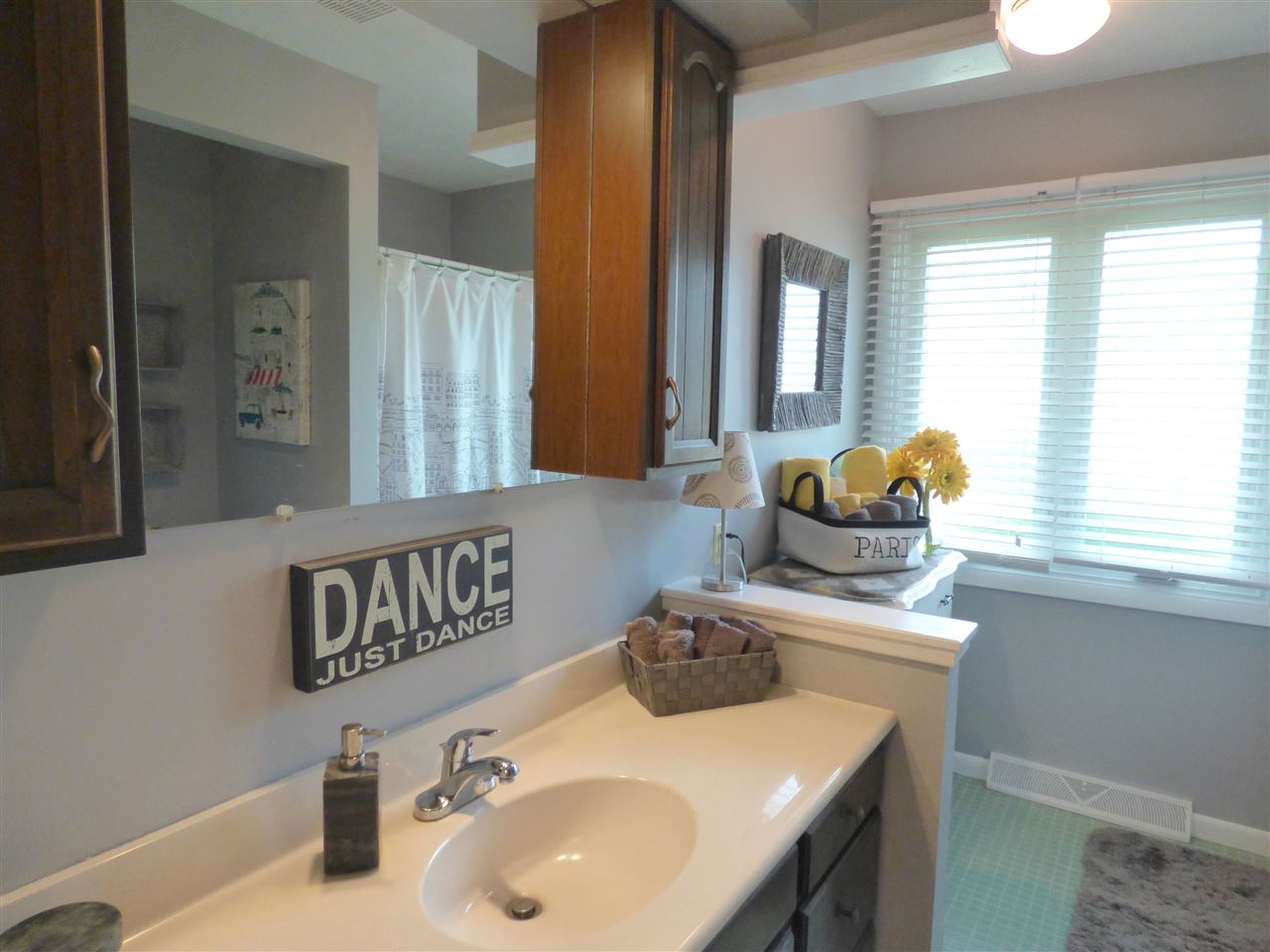 5733 York Road South Bend, IN 46614 - Photo 26 of 36 Gallery Image 26