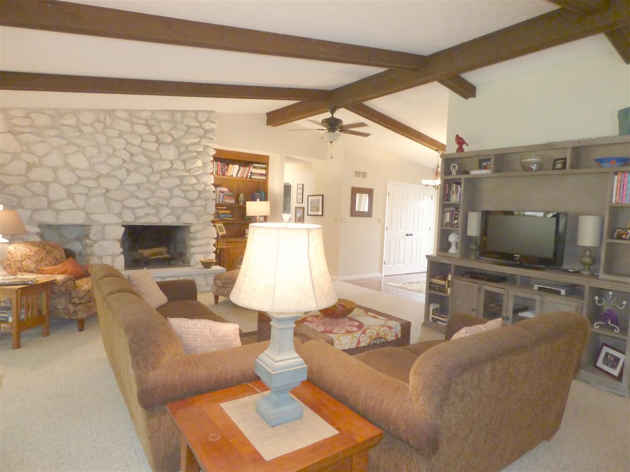 5733 York Road South Bend, IN 46614 - Photo 4 of 36 Gallery Image 4