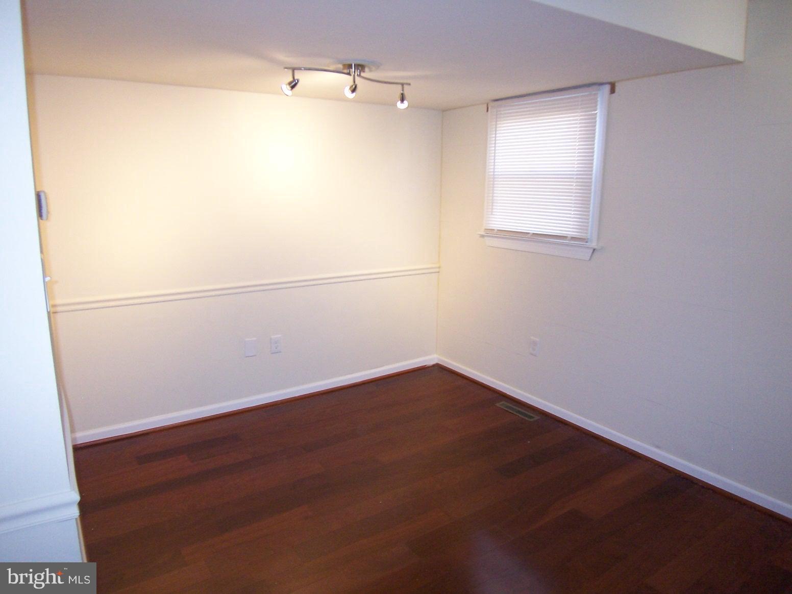 334 Laburnum Road Edgewood, MD 21040 - Photo 11 of 28