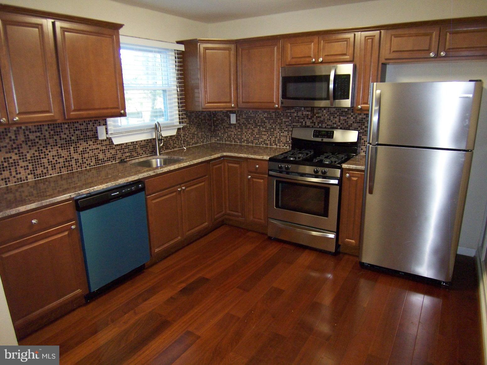 334 Laburnum Road Edgewood, MD 21040 - Photo 8 of 28