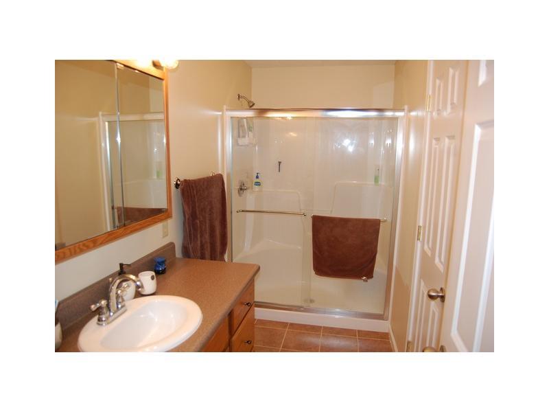 759 North Pendleton Avenue Pendleton, IN 46064 - Photo 9 of 12 Gallery Image 9