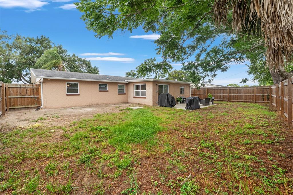 4821 Manor Drive New Port Richey, FL 34652 - Photo 5 of 29
