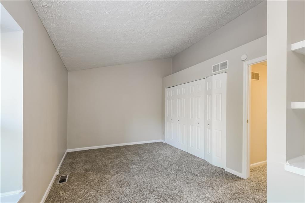 8560 Hague Road Indianapolis, IN 46256 - Photo 11 of 15 Gallery Image 11